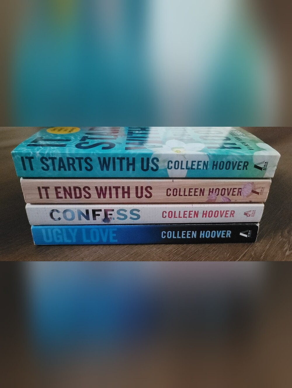 Colleen Hoover: It Starts with Us, It Ends with Us, Confess, Ugly Love.